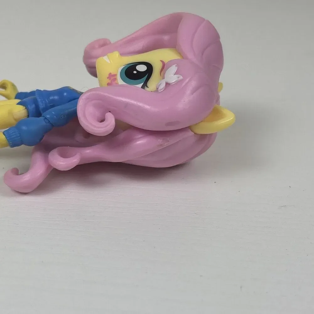 Hasbro My Little Pony Equestria Girls Figure Fluttershy Collectors Doll School